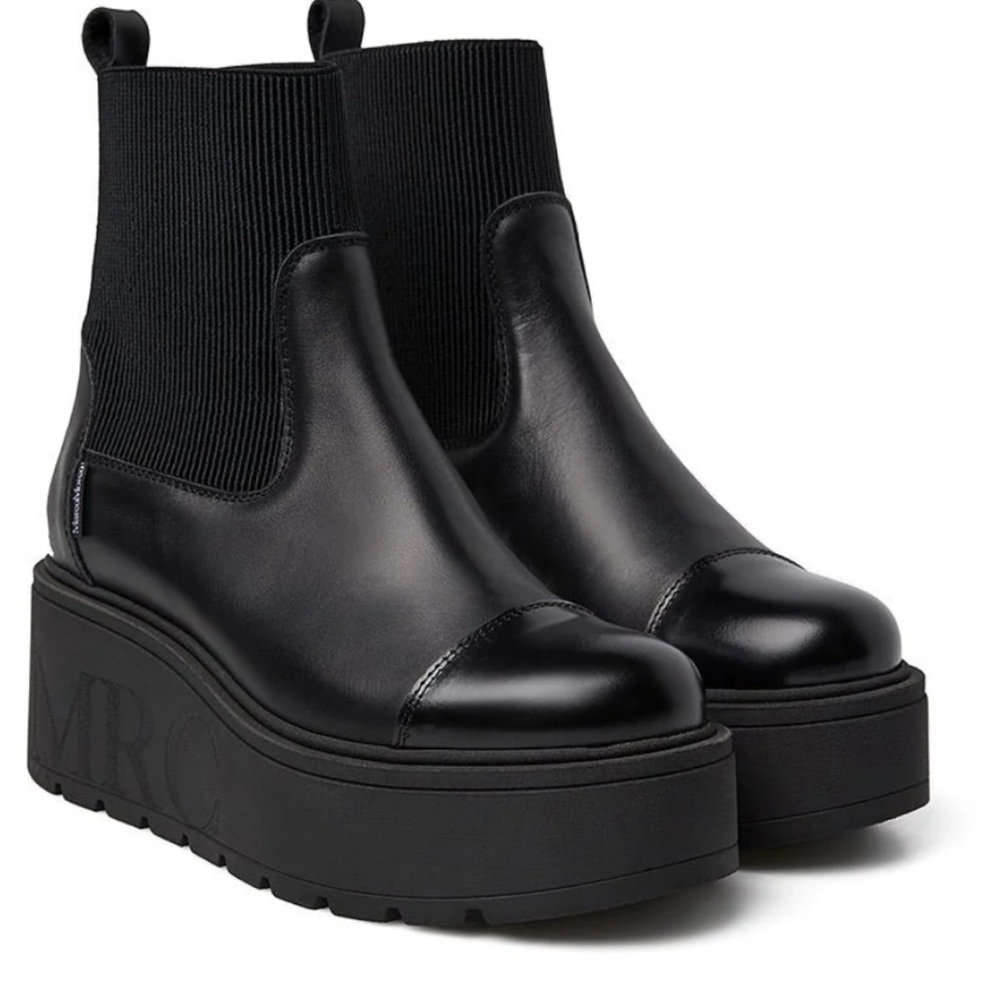 BRAND NEW Women's Black Platform Boots Marco Moreo Milano Italian Leather. NWT